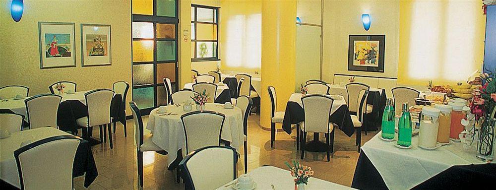 Gamma Hotel Marcon Luaran gambar